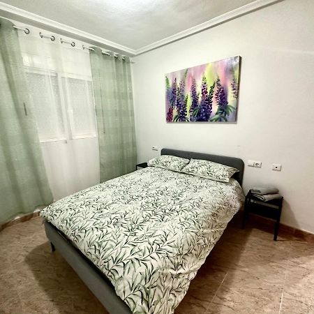 Costa Blanca Apartment ตอร์เรเวียคา ภายนอก รูปภาพ